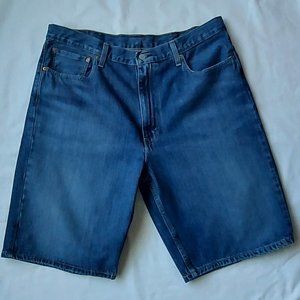 Levi's size 38W men's denim shorts